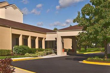 Hotel Courtyard by Marriott Greenbel 