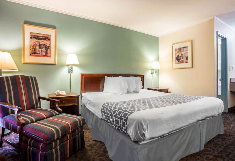 Hotel Econo Lodge & Conference Center   | Columbia | South Carolina | United States 10