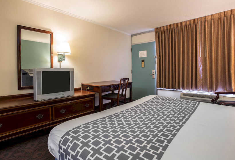 Hotel Econo Lodge & Conference Center   | Columbia | South Carolina | United States 9