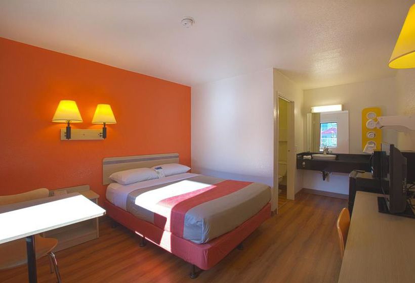 Motel 6 Charleston North  | North Charleston | South Carolina | United States 13