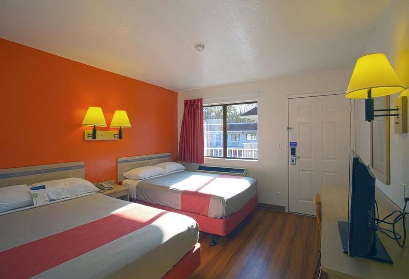 Motel 6 Charleston North  | North Charleston | South Carolina | United States 15