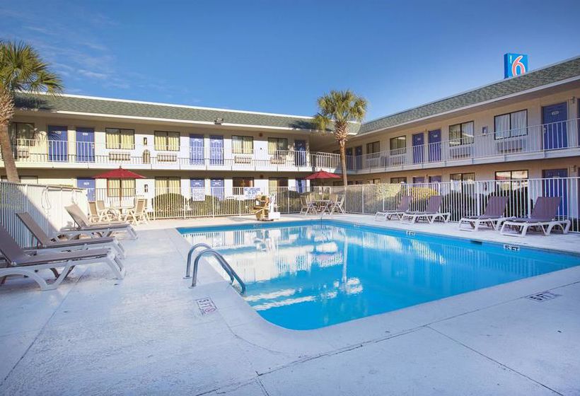 Motel 6 Charleston North  | North Charleston | South Carolina | United States 5