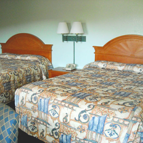 Whispering Pines Motel  | Asheville | North Carolina | United States 5
