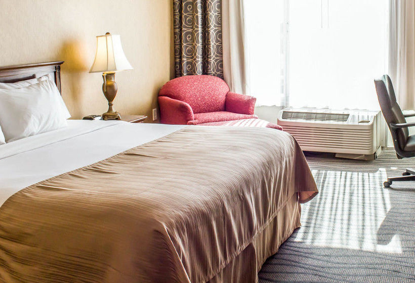 Clarion Greensboro Airport Hotel  | Greensboro | North Carolina | United States 17