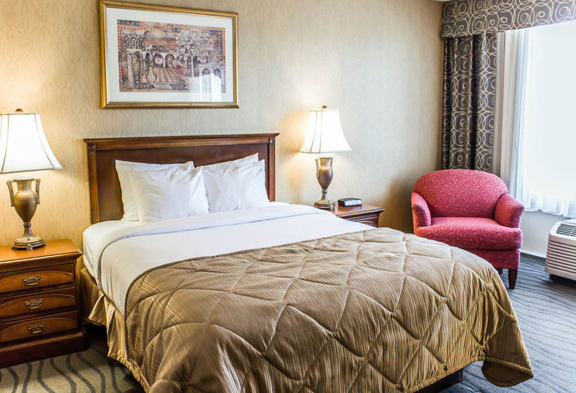 Clarion Greensboro Airport Hotel  | Greensboro | North Carolina | United States 18