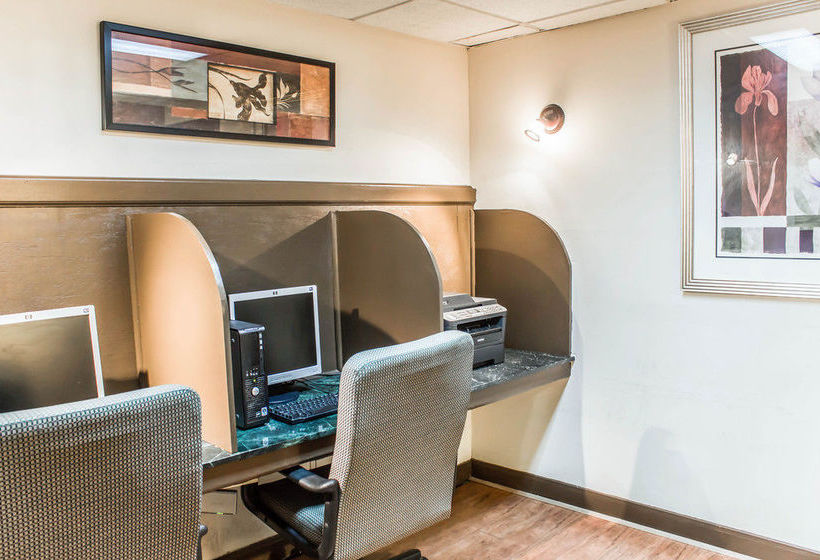 Clarion Greensboro Airport Hotel  | Greensboro | North Carolina | United States 6