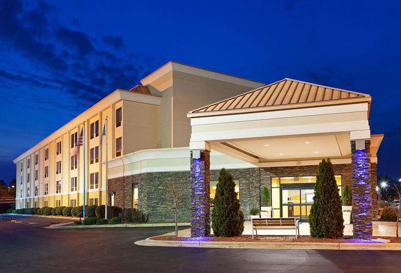 Hotel Holiday Inn Express Greensboro-(I-40 @ Wendover)