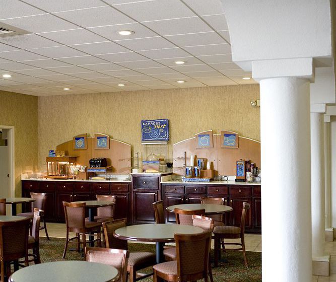 Hotel Holiday Inn Express Greensboro-(I-40 @ Wendover)  | Greensboro | North Carolina | United States 14