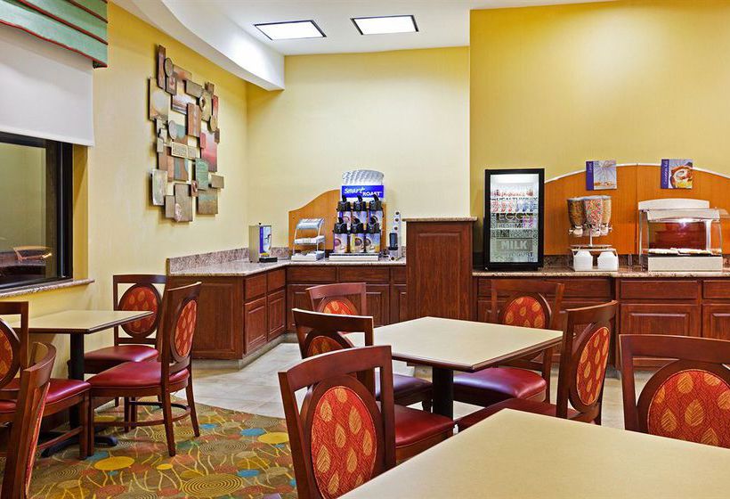 Hotel Holiday Inn Express Greensboro-(I-40 @ Wendover)  | Greensboro | North Carolina | United States 2