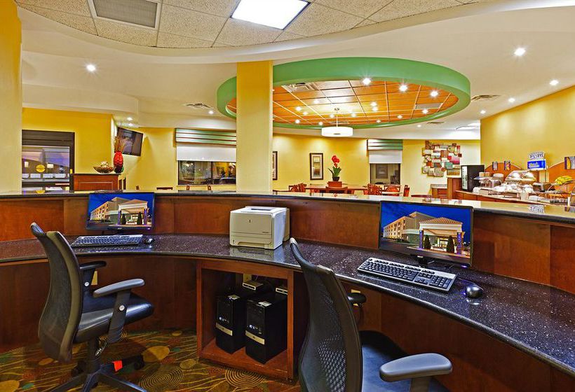 Hotel Holiday Inn Express Greensboro-(I-40 @ Wendover)  | Greensboro | North Carolina | United States 8
