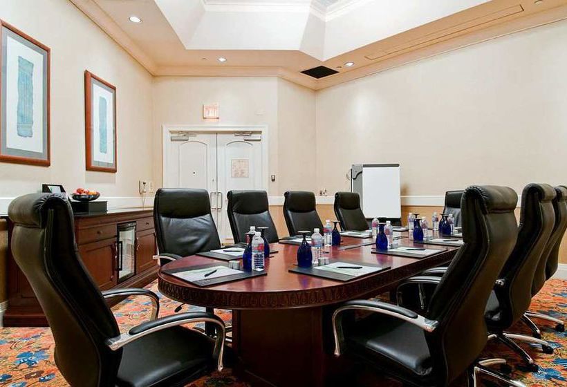 Hotel Hilton Suites Phoenix  | Phoenix | Arizona | United States 12