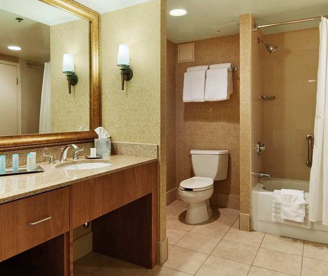 Hotel Hilton Suites Phoenix  | Phoenix | Arizona | United States 20