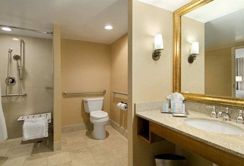 Hotel Hilton Suites Phoenix  | Phoenix | Arizona | United States 6