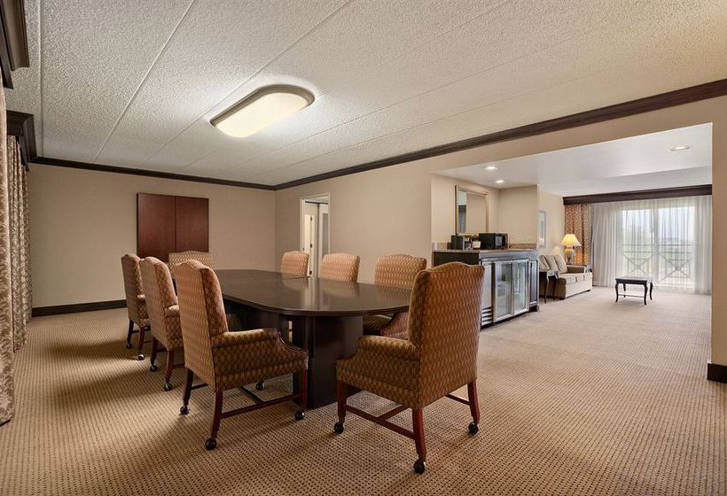 Hotel Embassy Suites Airport  | Philadelphia | Pennsylvania | United States 15