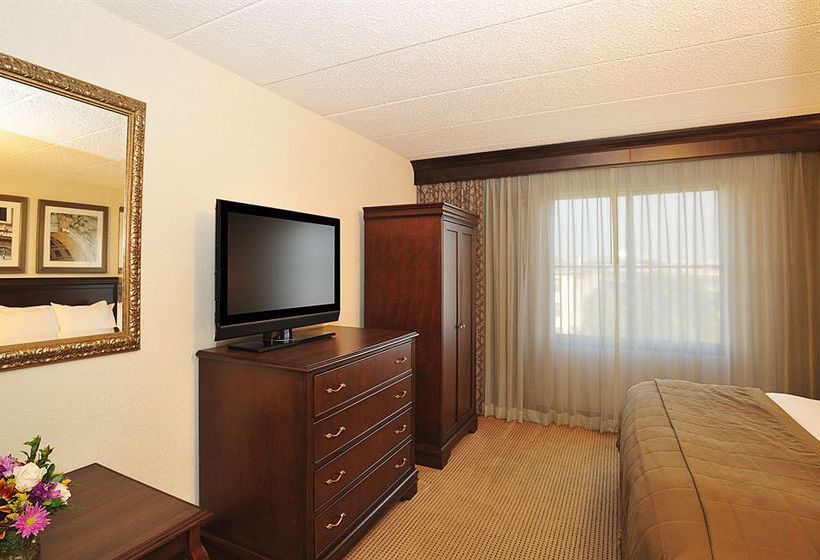 Hotel Embassy Suites Airport  | Philadelphia | Pennsylvania | United States 19