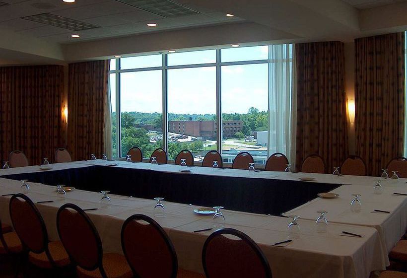 DoubleTree by Hilton Hotel Jefferson City  | Jefferson City | Missouri | United States 15