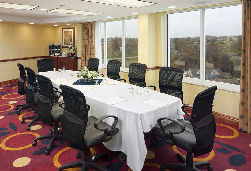 DoubleTree by Hilton Hotel Jefferson City  | Jefferson City | Missouri | United States 8