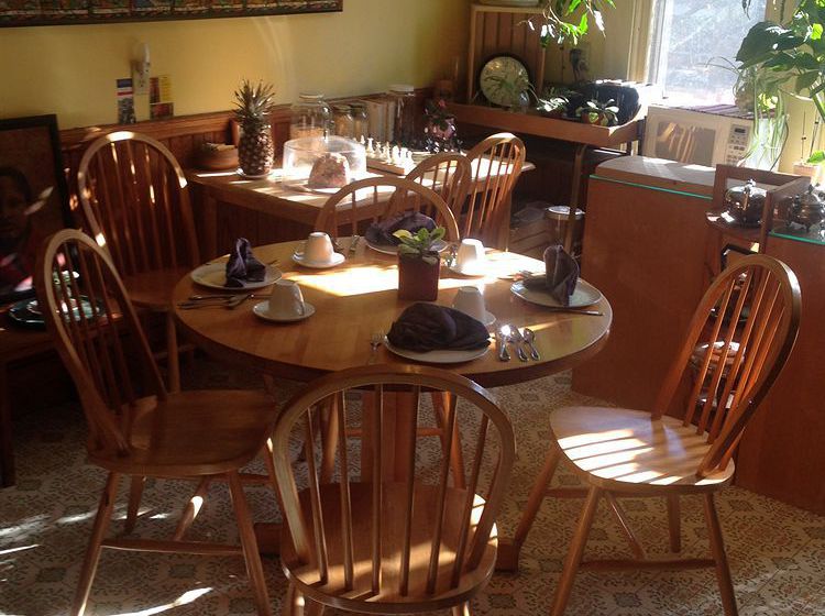 Hotel A Bed & Breakfast in Cambridge  | Cambridge | Massachusetts | United States 3