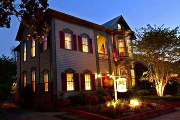 The Aerie Bed & Breakfast  New Bern Carolina del Norte