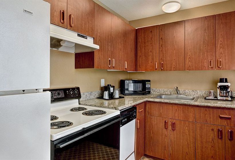 Hotel Country Inn & Suites by Carlson, Portland Airport   | Portland | Oregon | United States 6
