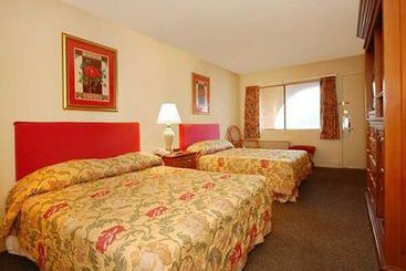 Hotel Rodeway Inn Bellevue  | Bellevue | Nebraska | Estados Unidos 3