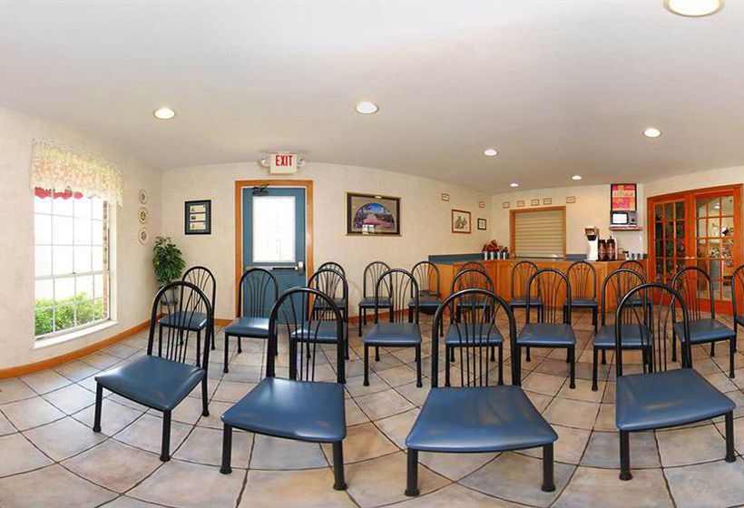 Hotel Econo Lodge Inn & Suites Lake of the Ozarks  | Osage Beach | Missouri | United States 1