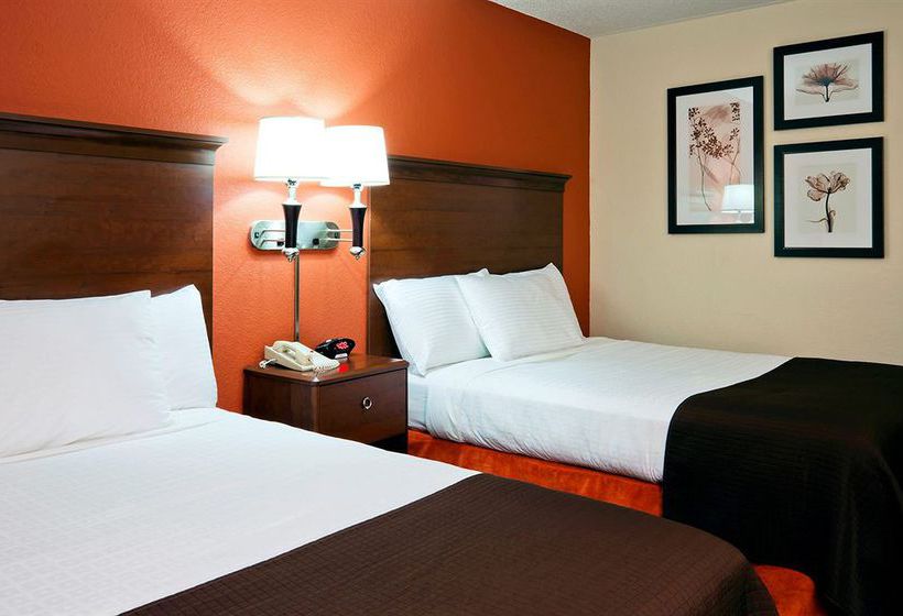 Hotel AmericInn  | Worthington | Minnesota | United States 11