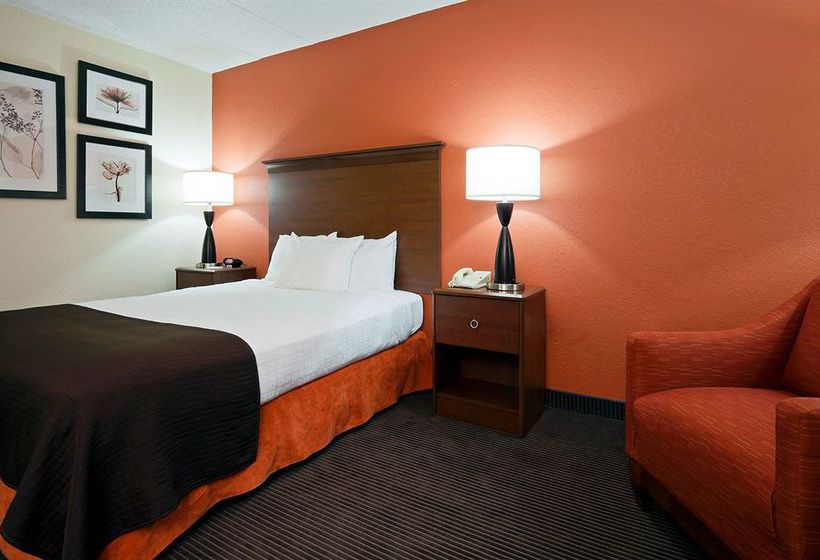 Hotel AmericInn  | Worthington | Minnesota | United States 13