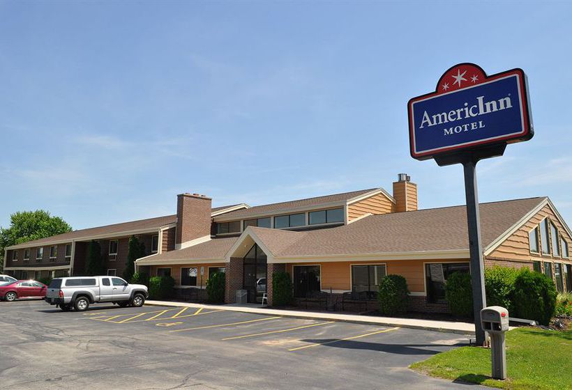 Hotel AmericInn Plymouth