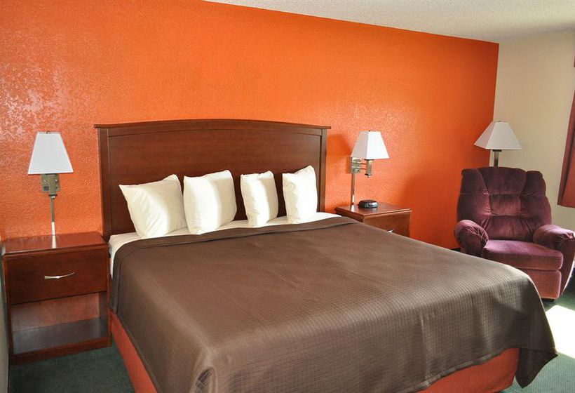 Hotel AmericInn  | Plymouth | Wisconsin | United States 1