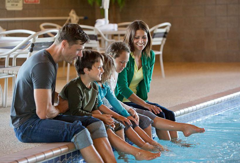 Hotel AmericInn  | Kearney | Nebraska | United States 16