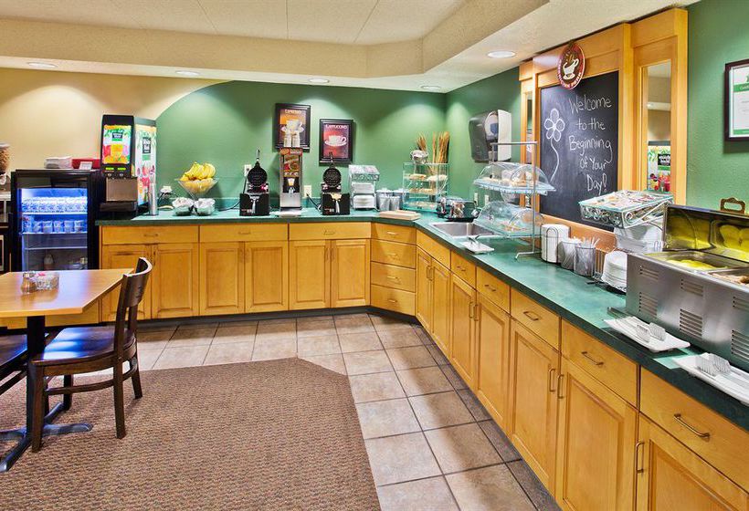 Hotel AmericInn  | Kearney | Nebraska | United States 6