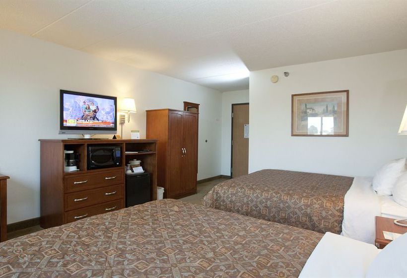 Hotel AmericInn  | Owatonna | Minnesota | United States 3