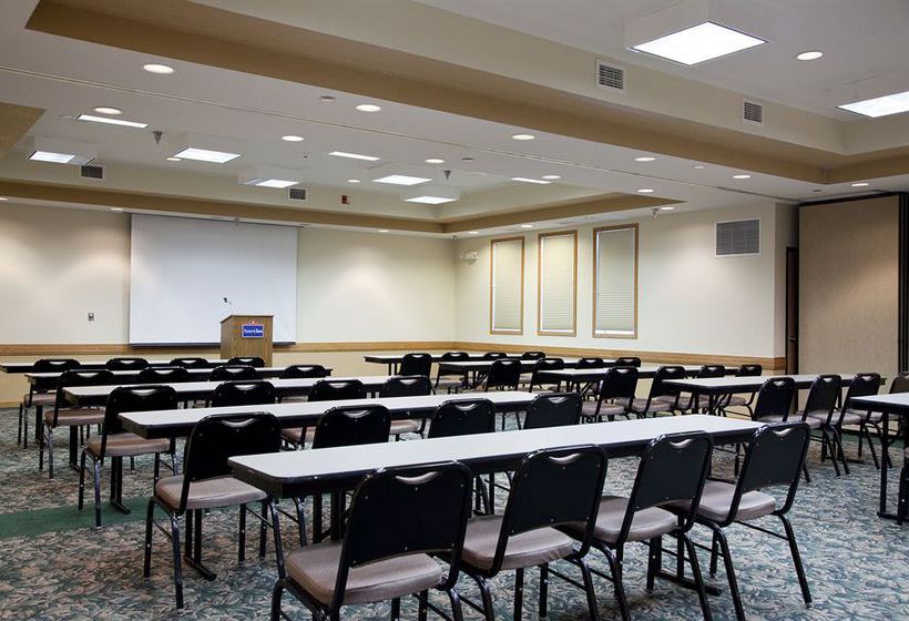 Hotel AmericInn  | Owatonna | Minnesota | United States 4