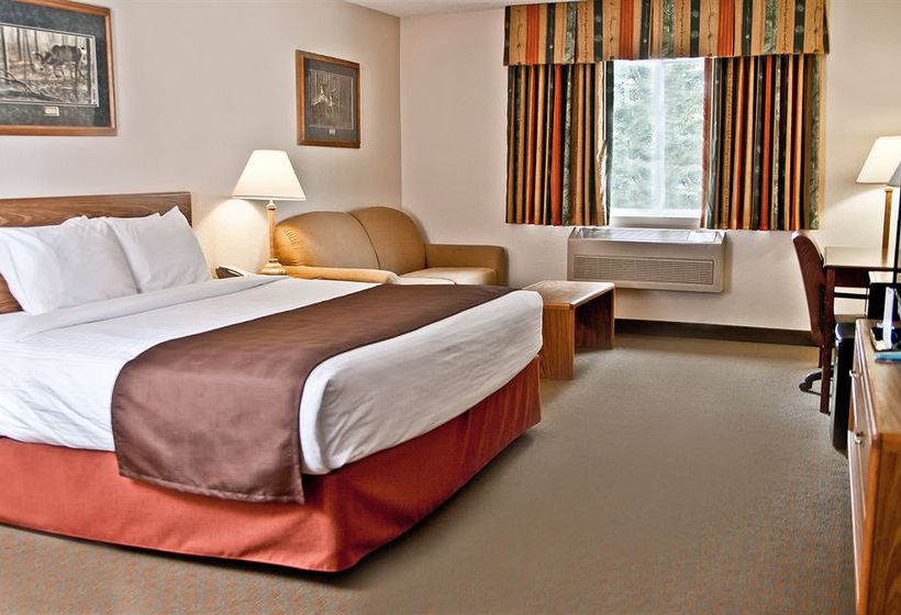 Hotel AmericInn  | Rhinelander | Wisconsin | United States 11