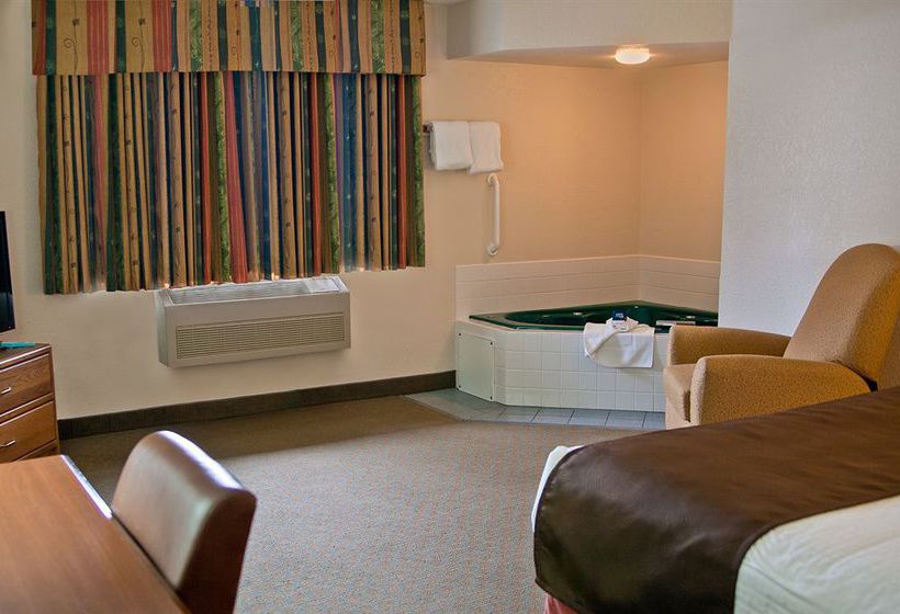 Hotel AmericInn  | Rhinelander | Wisconsin | United States 9