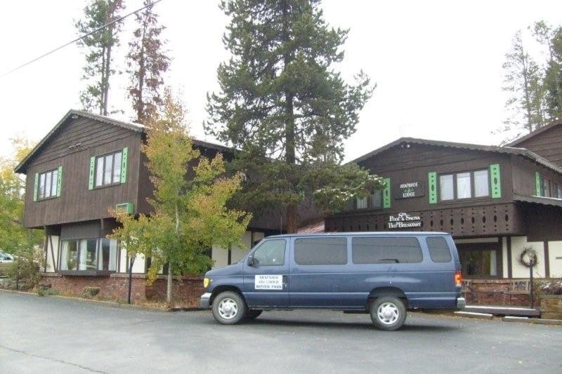 Hotel Arapahoe Ski Lodge