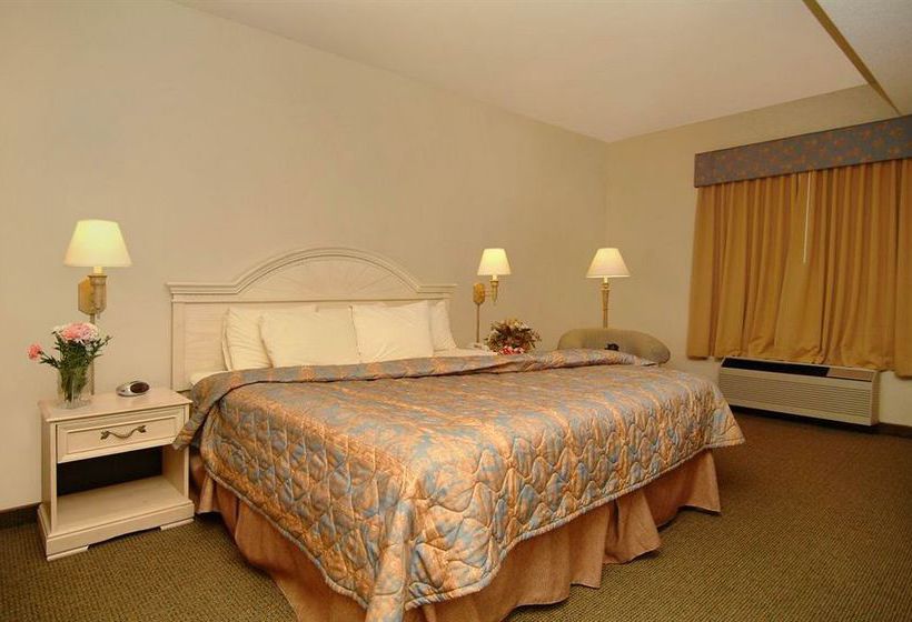 Aspen Hotel & Suites  | Fort Smith | Arkansas | United States 3