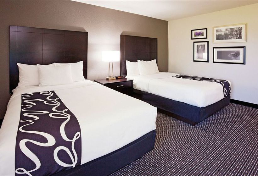 Hotel La Quinta Inn Oshkosh  | Oshkosh | Wisconsin | United States 7