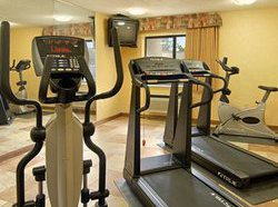 Hotel Baymont Inn & Suites Arlington At Six Flags Dr  | Arlington | Texas | United States 9