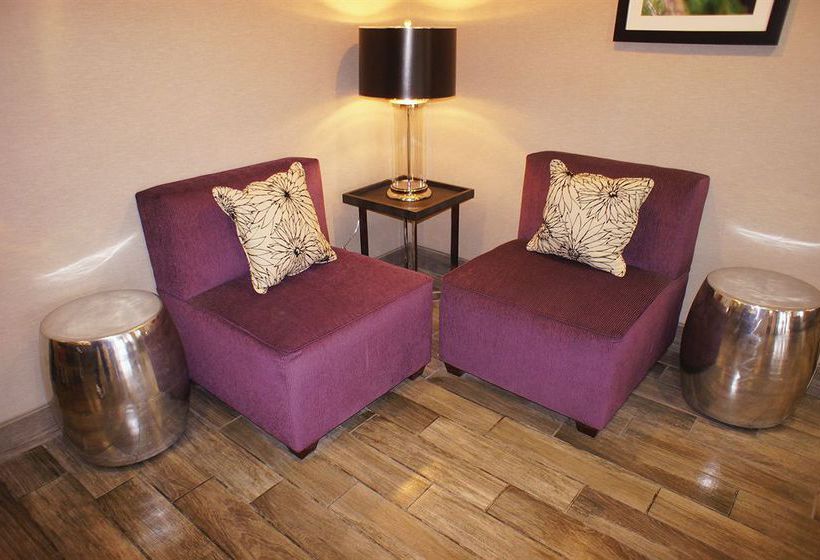 Hotel La Quinta Inn Cleveland Airport North  | Cleveland | Ohio | United States 16