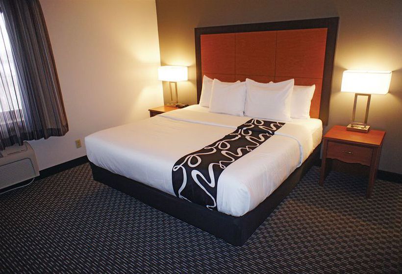 Hotel La Quinta Inn Cleveland Airport North  | Cleveland | Ohio | United States 4