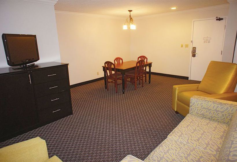 Hotel La Quinta Inn Cleveland Airport North  | Cleveland | Ohio | United States 5