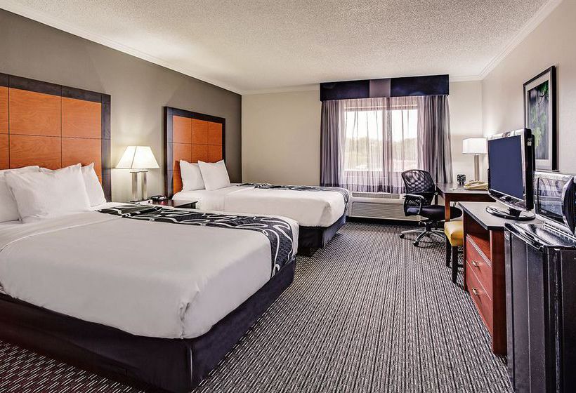 Hotel La Quinta Inn Cleveland Airport North  | Cleveland | Ohio | United States 8