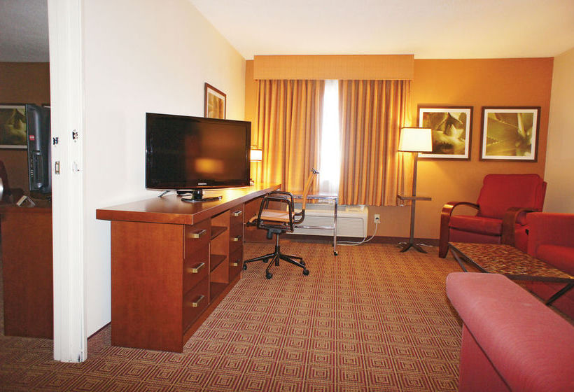 Hotel Baymont Inn & Suites Columbia  | Columbia | Missouri | United States 17
