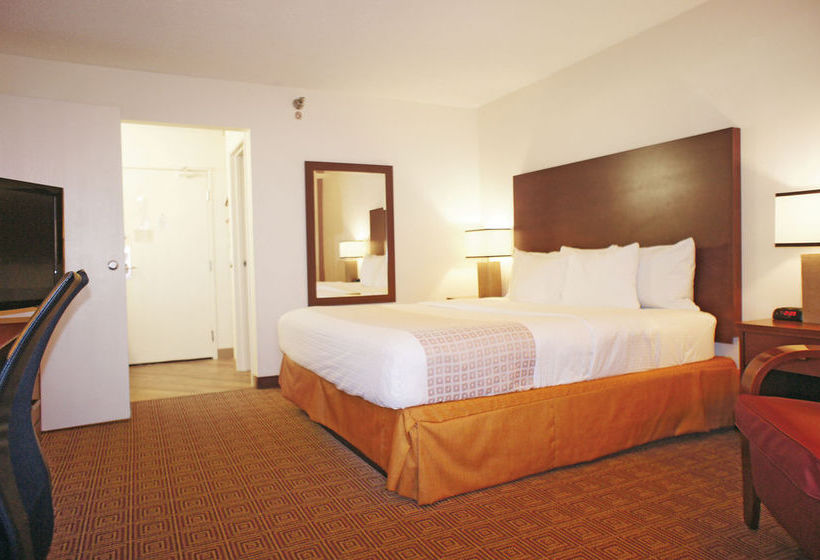 Hotel Baymont Inn & Suites Columbia  | Columbia | Missouri | United States 9