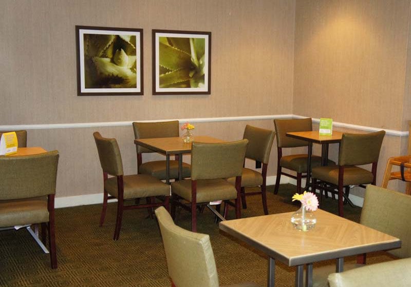 Hotel La Quinta Inn & Suites Columbia NE Fort Jackson  | Columbia | South Carolina | United States 7