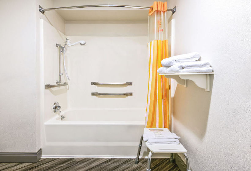 Hotel La Quinta Inn & Suites Houston Baytown East  | Baytown | Texas | United States 13