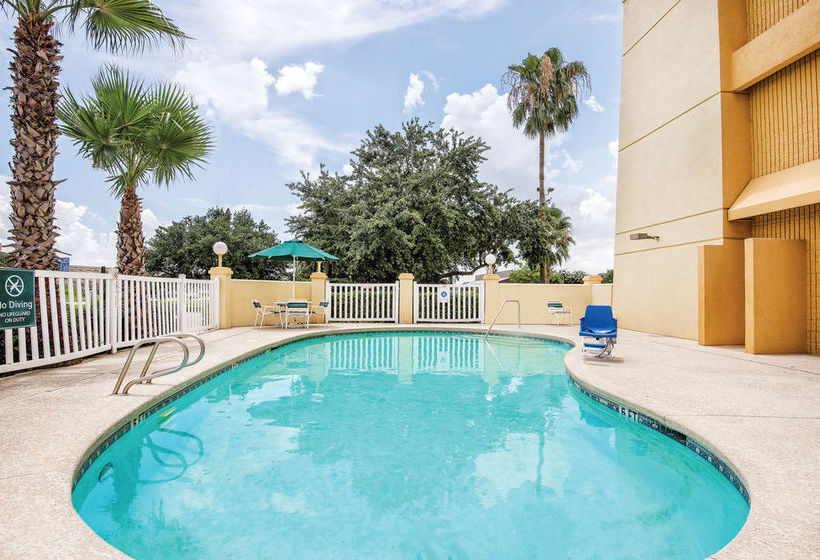 Hotel La Quinta Inn & Suites Houston Baytown East  | Baytown | Texas | United States 18