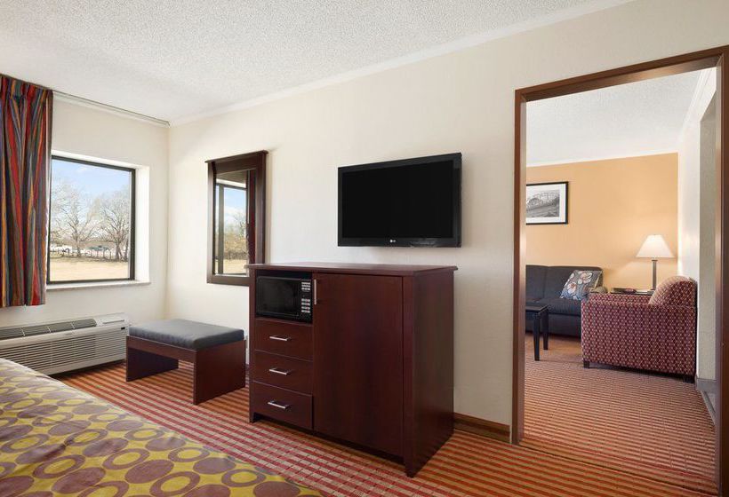 Hotel Baymont Inn & Suites Kansas City South  | Kansas City | Missouri | United States 9